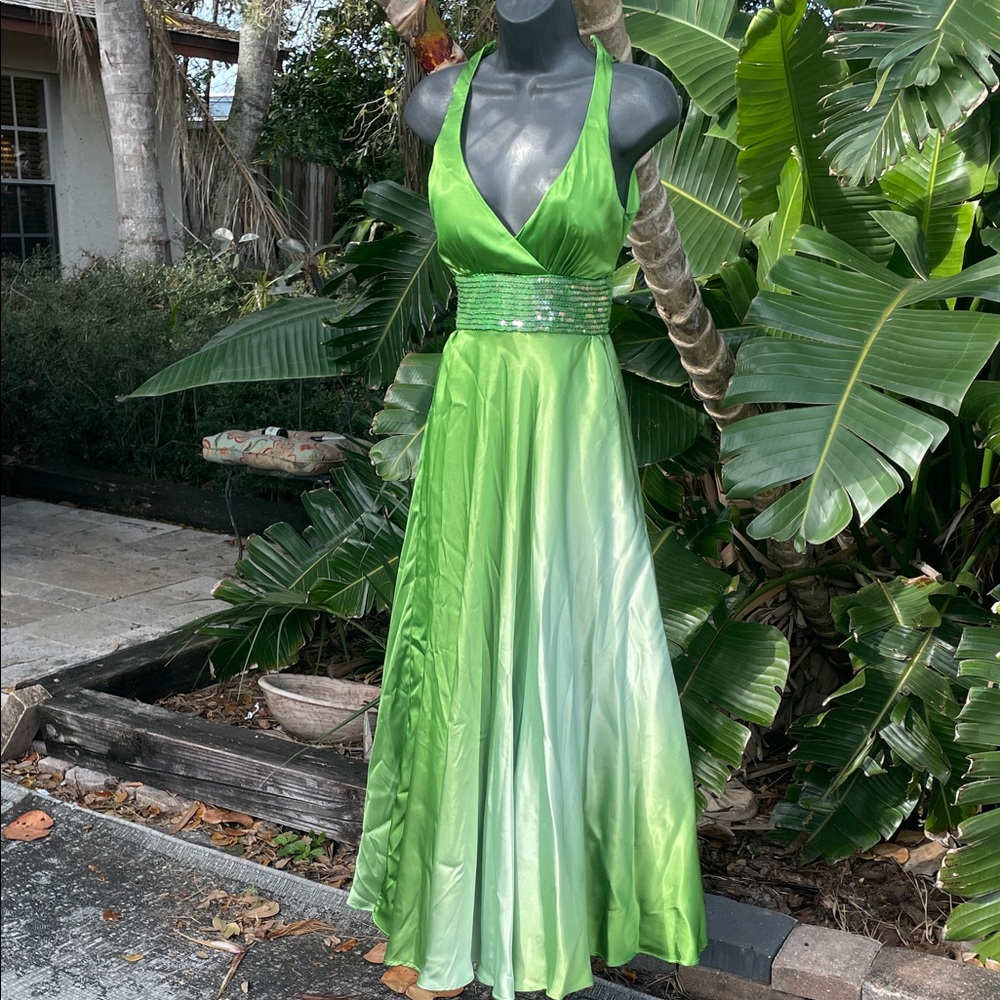 Ombre backlless style satin gown with sequin waist